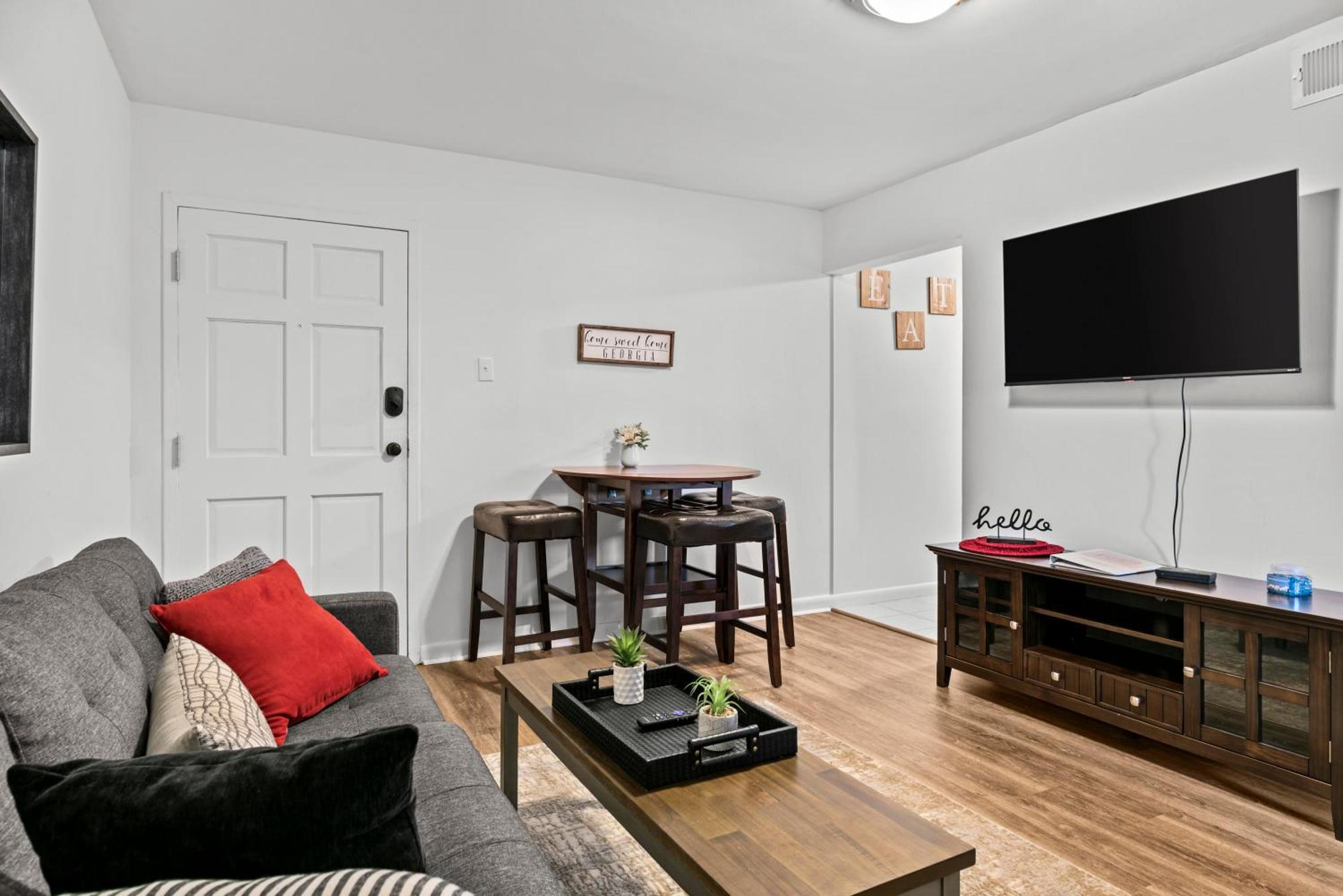 Classic City Getaway - 1 Mile Walk To Sanford Stadium! Athens Exterior photo